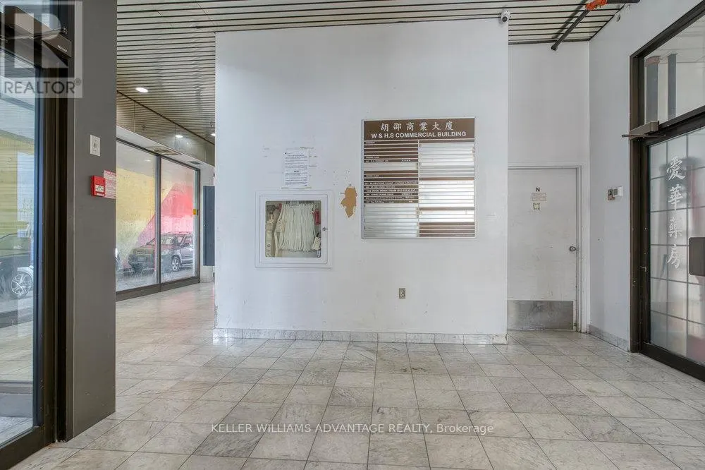 203B - 302 SPADINA AVENUE