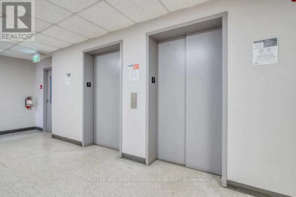 203B - 302 SPADINA AVENUE
