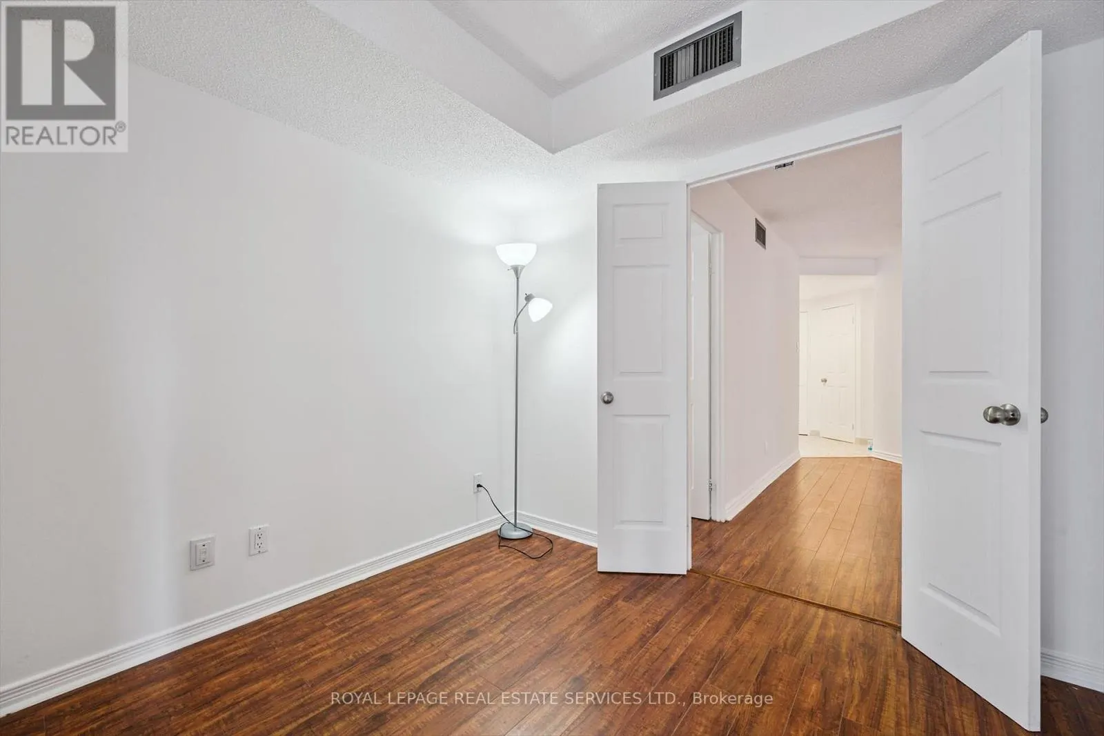 703 - 55 CENTRE AVENUE