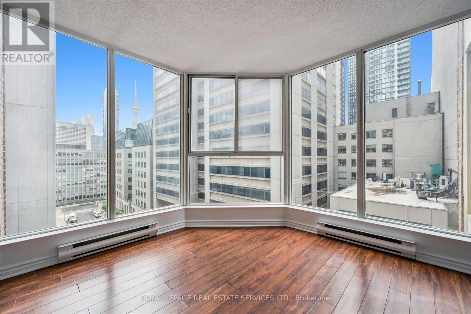 703 - 55 CENTRE AVENUE