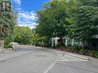512 - 205 THE DONWAY W