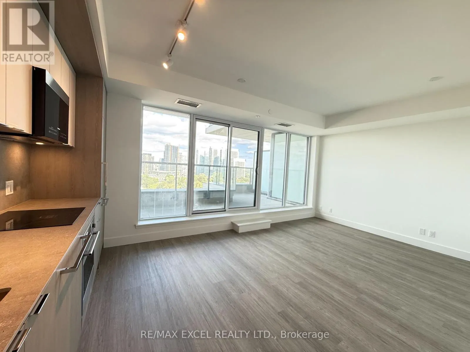 914 - 625 SHEPPARD AVENUE E