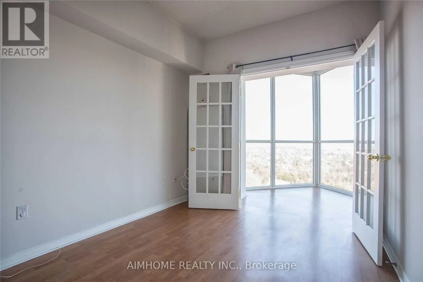 3711 - 5 CONCORDE PLACE
