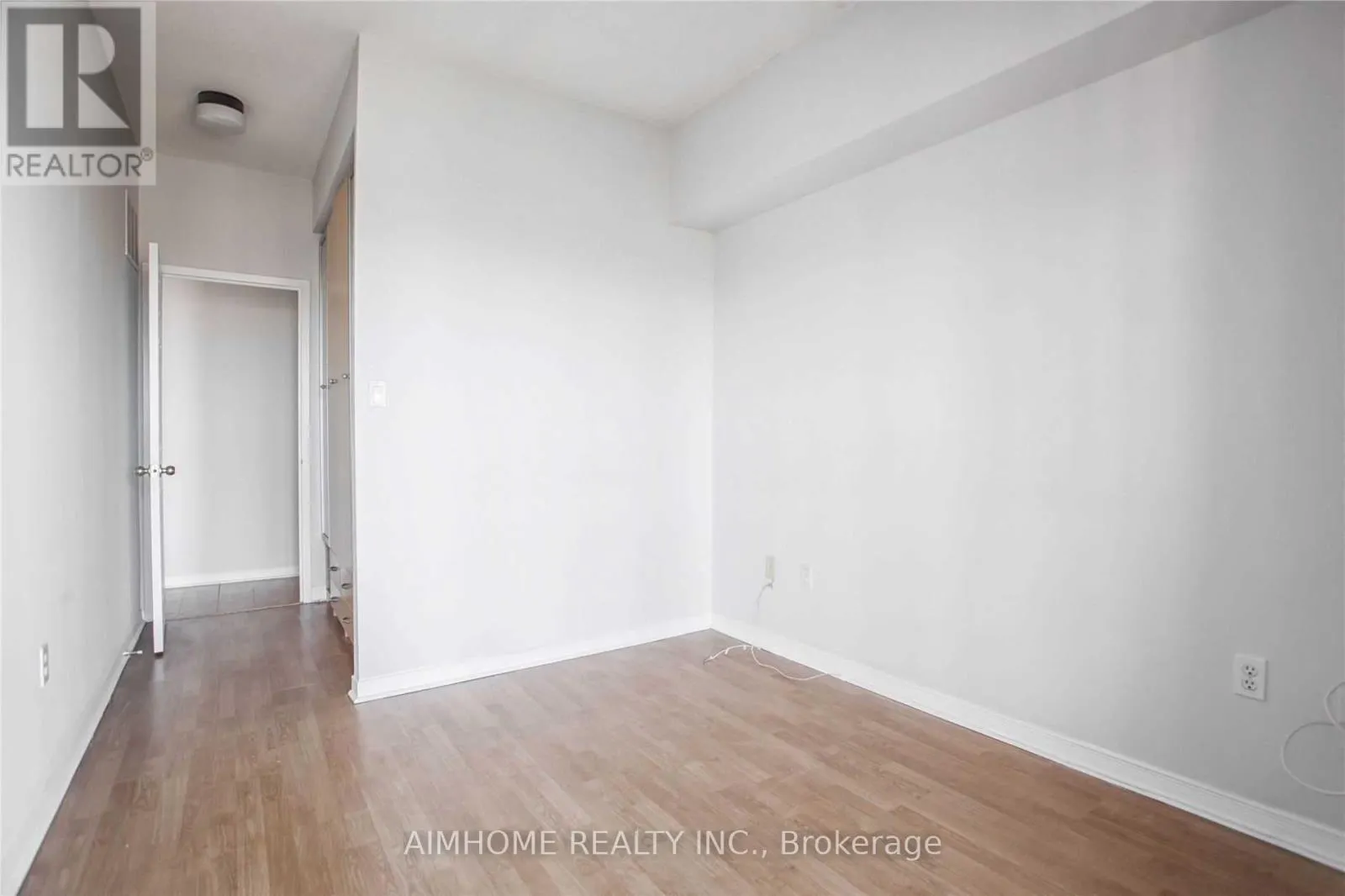 3711 - 5 CONCORDE PLACE