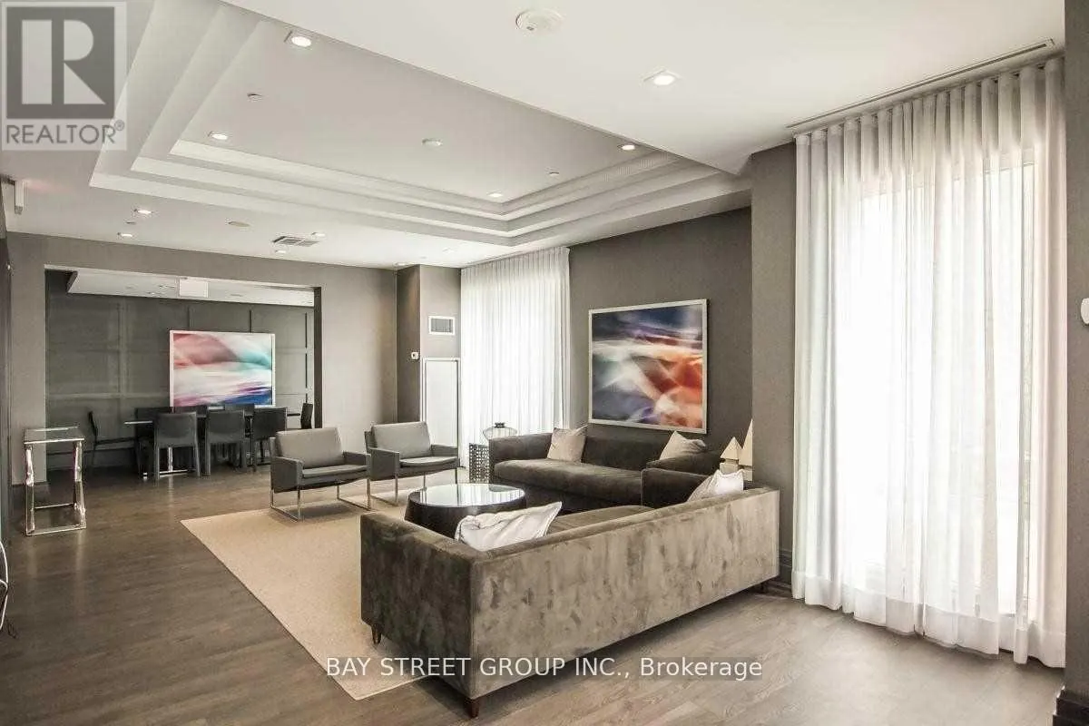 911(SECOND BEDROOM) - 60 BERWICK AVENUE