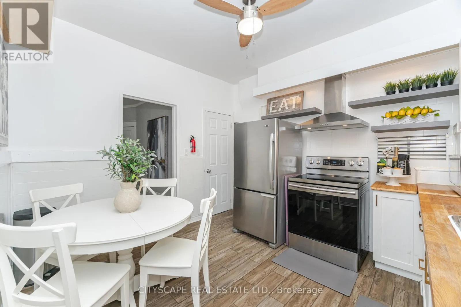 MAIN/LOWER - 791 DUFFERIN STREET