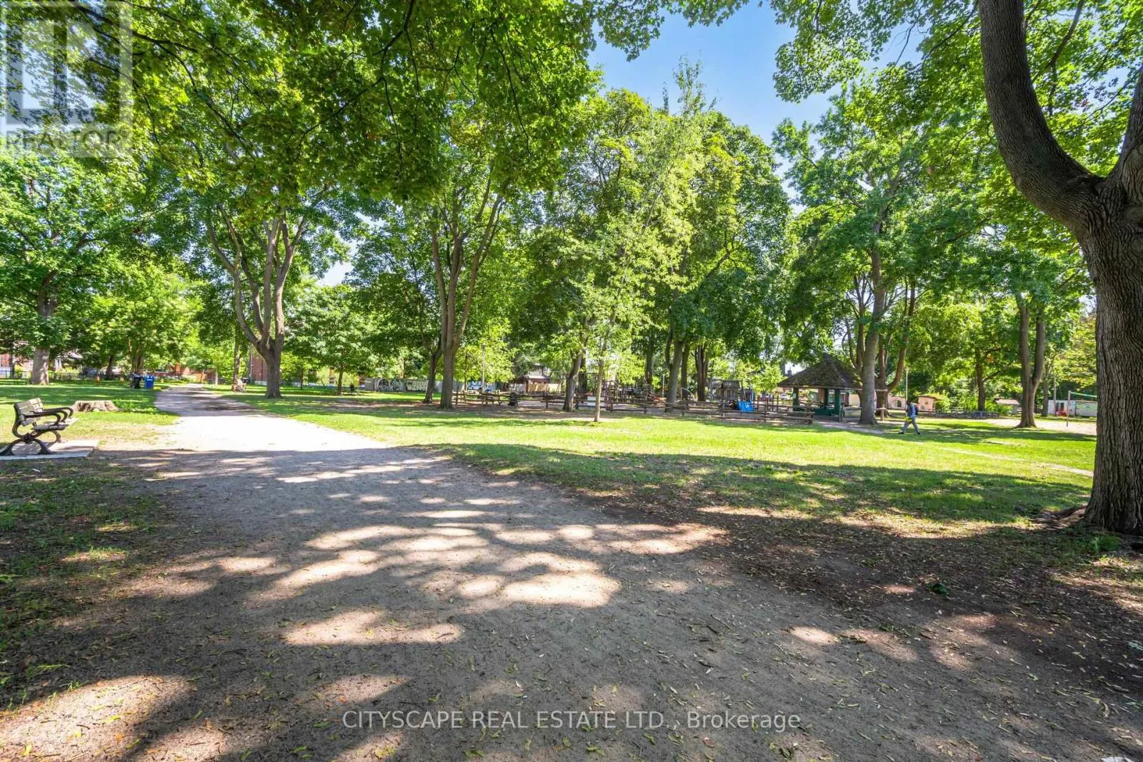 MAIN/LOWER - 791 DUFFERIN STREET