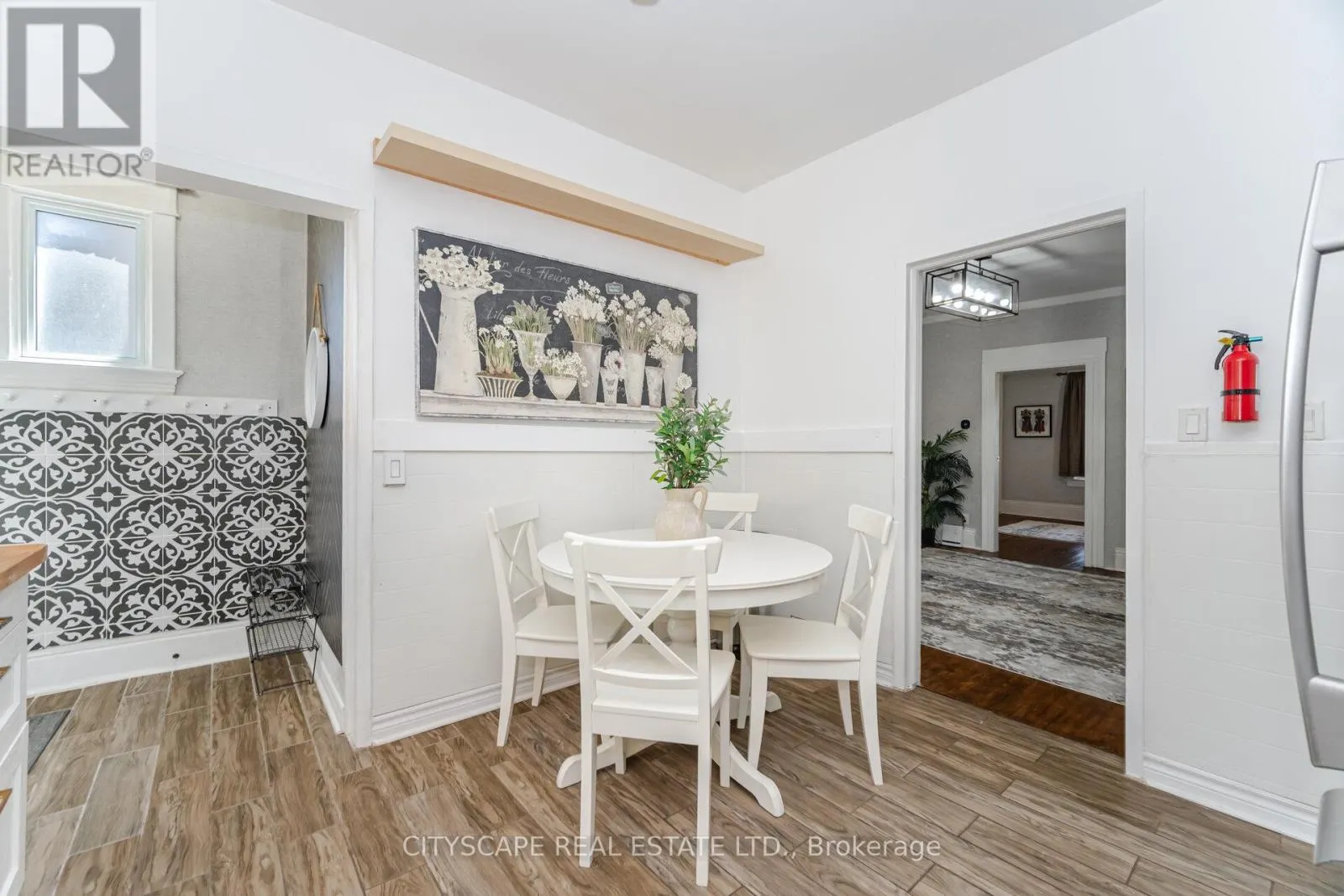 MAIN/LOWER - 791 DUFFERIN STREET