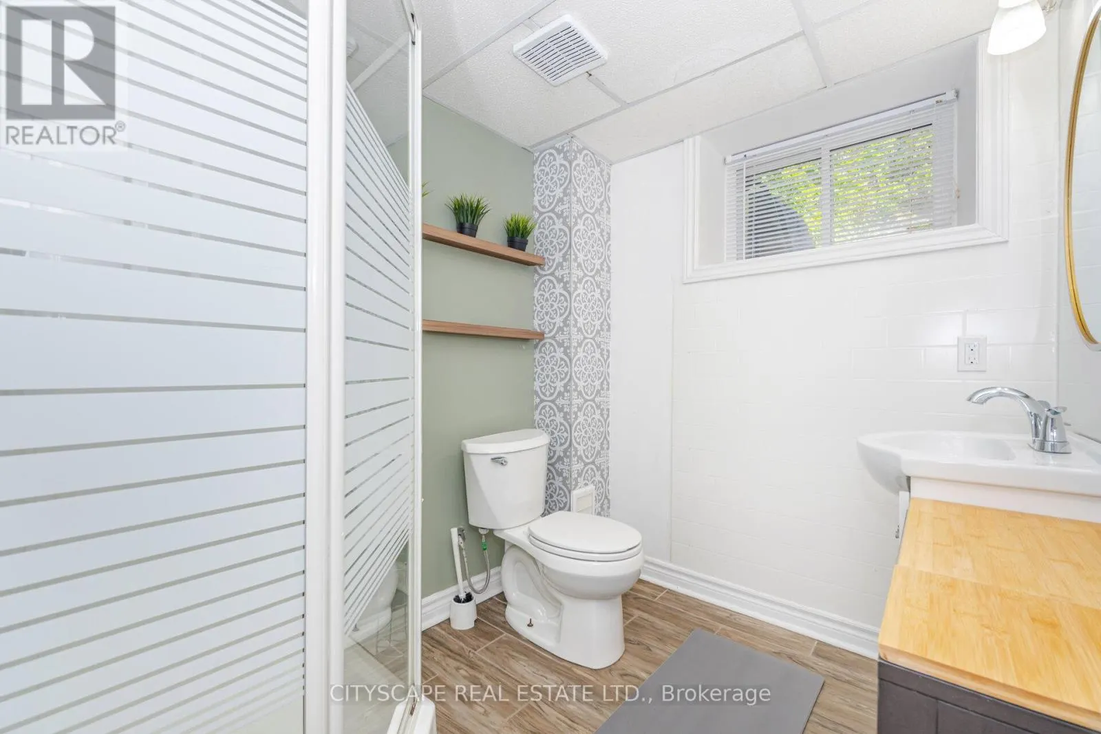MAIN/LOWER - 791 DUFFERIN STREET