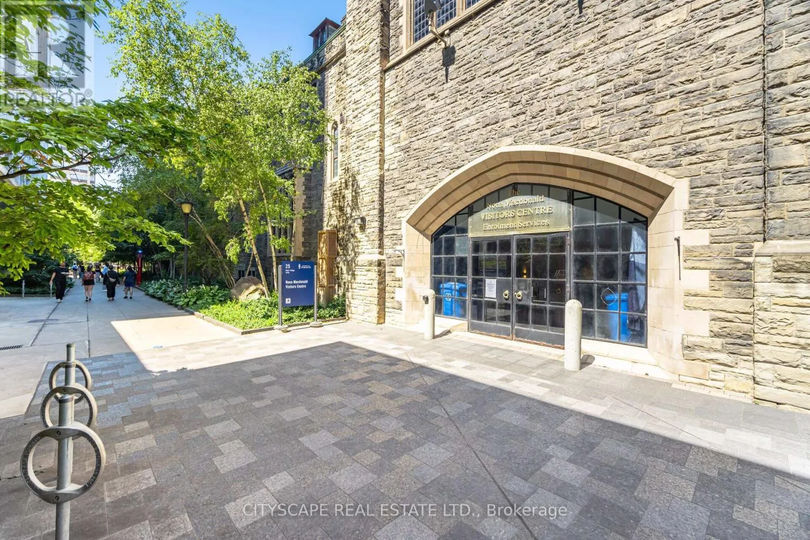MAIN/LOWER - 791 DUFFERIN STREET