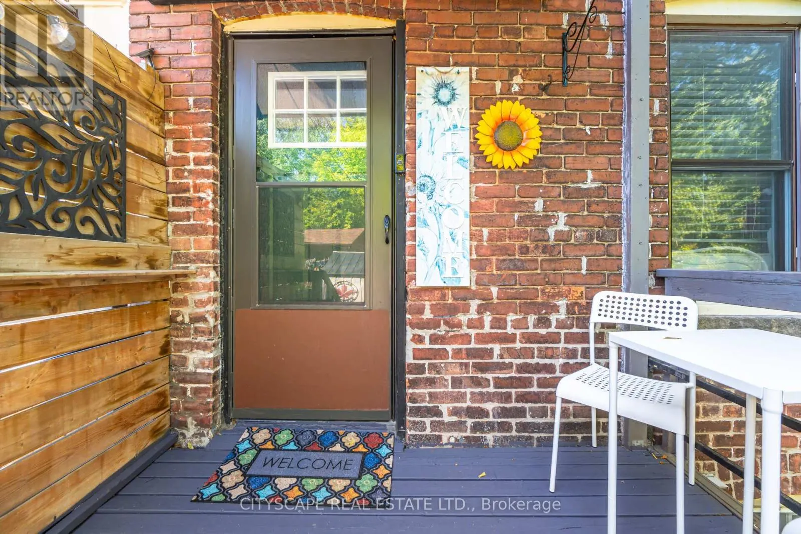 MAIN/LOWER - 791 DUFFERIN STREET