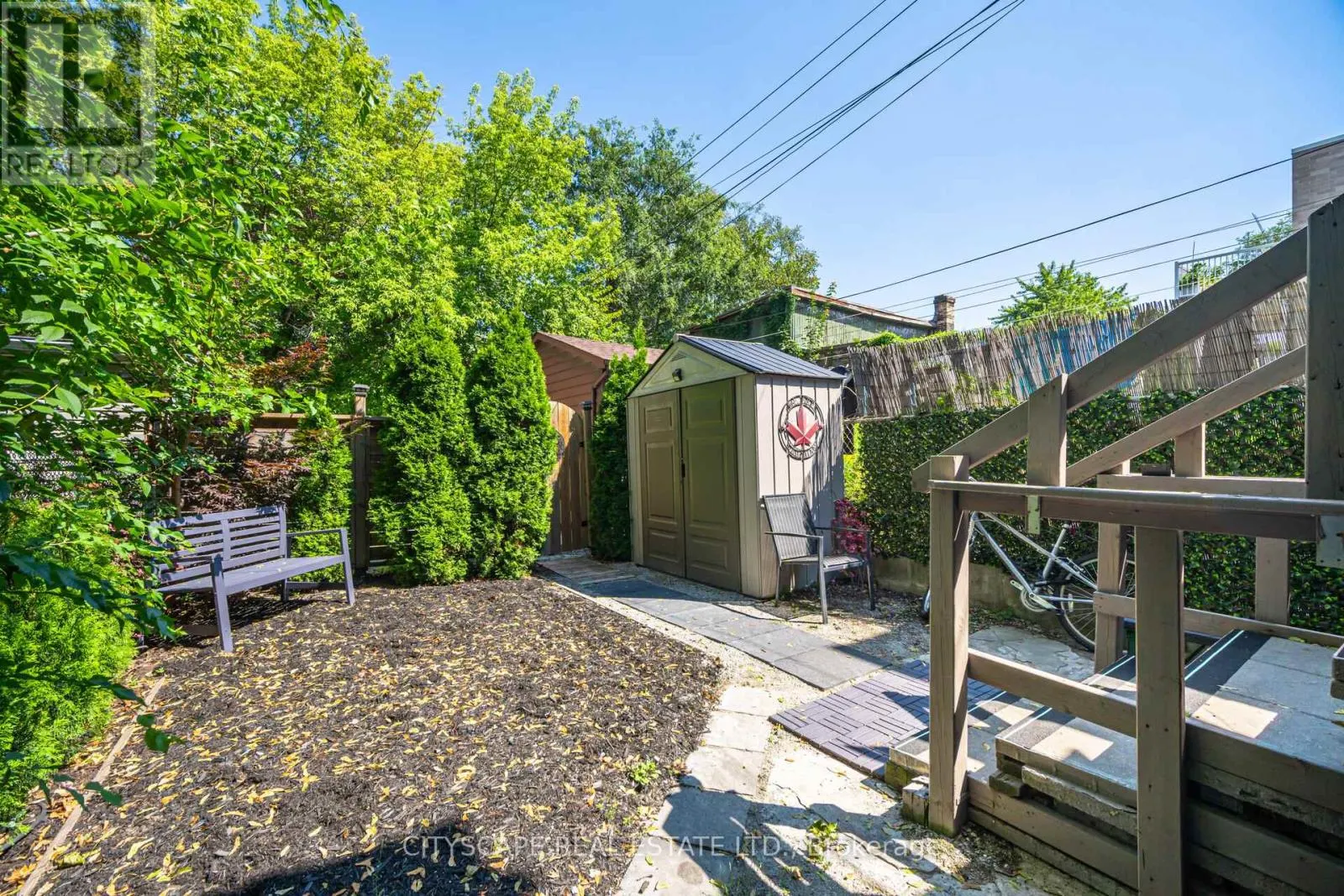 MAIN/LOWER - 791 DUFFERIN STREET