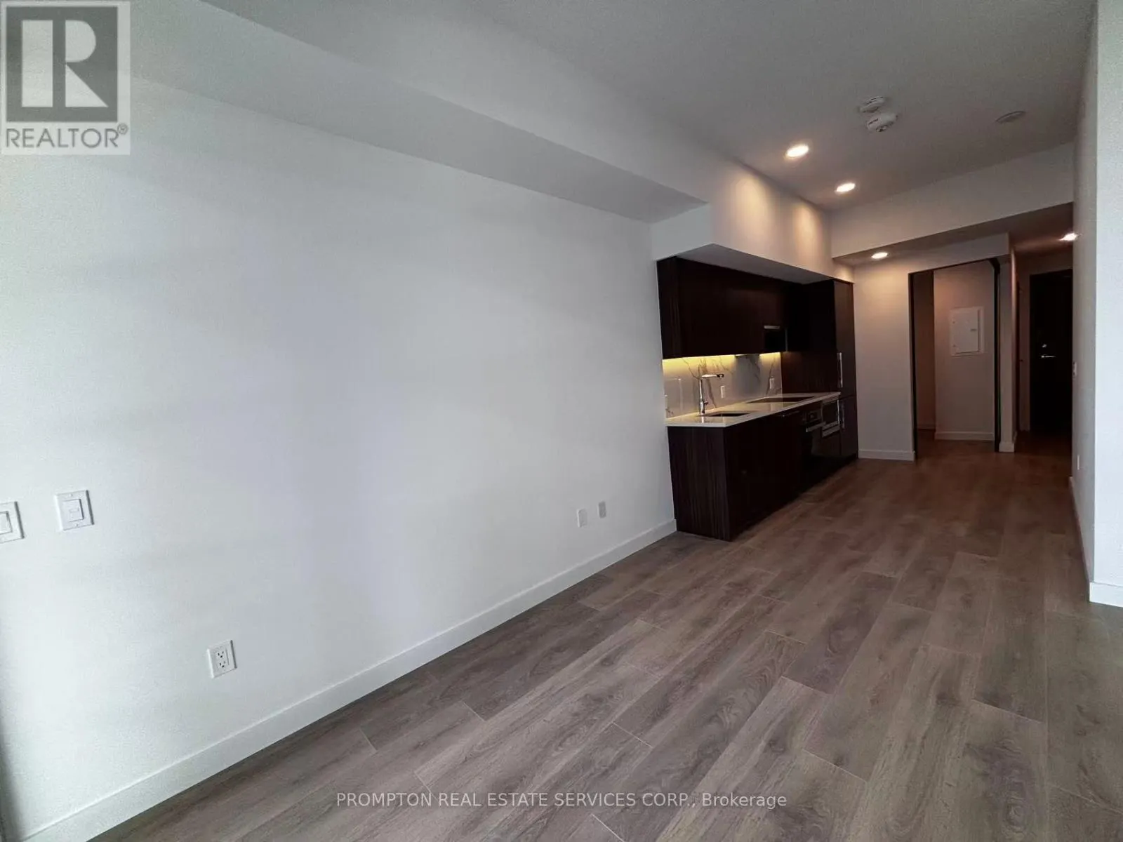 2506 - 3 CONCORD CITYPLACE WAY