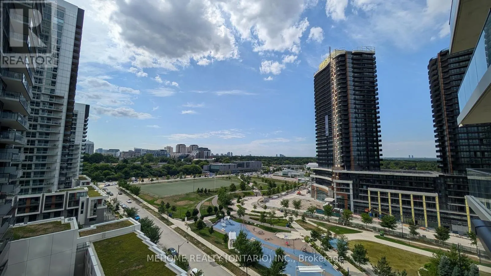 1208 - 95 MCMAHON DRIVE