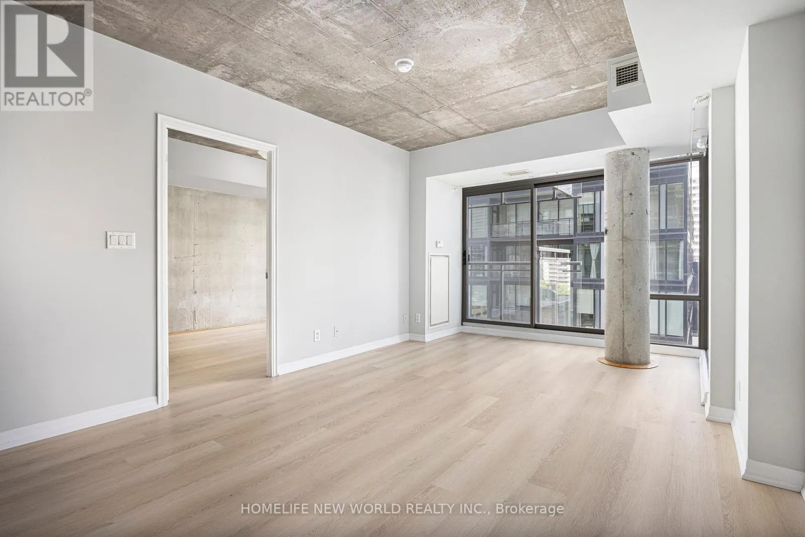 1108 - 22 WELLESLEY STREET E