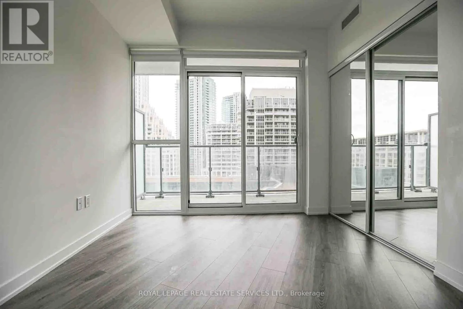 1004 - 38 IANNUZI STREET E