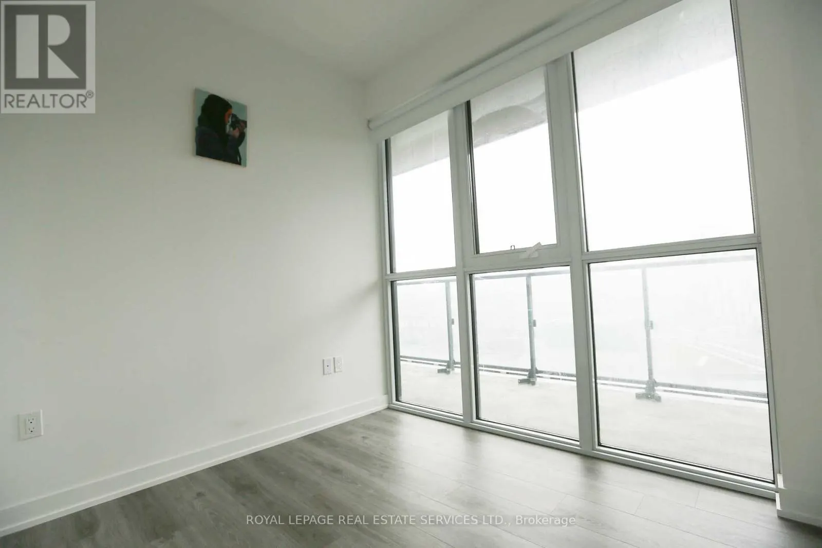 1004 - 38 IANNUZI STREET E