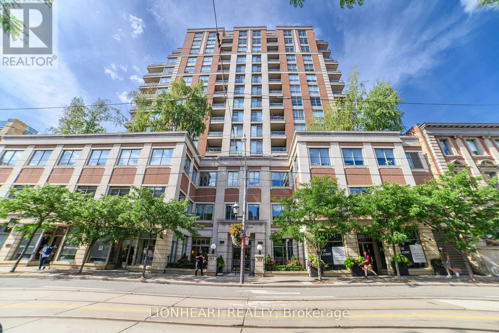 610 - 168 KING STREET