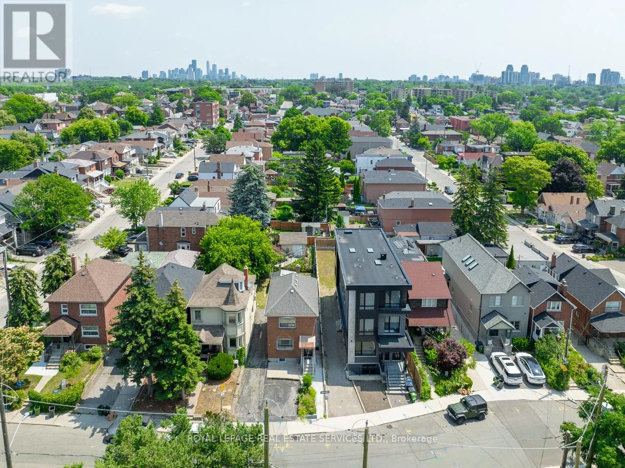 393 GLENHOLME AVENUE
