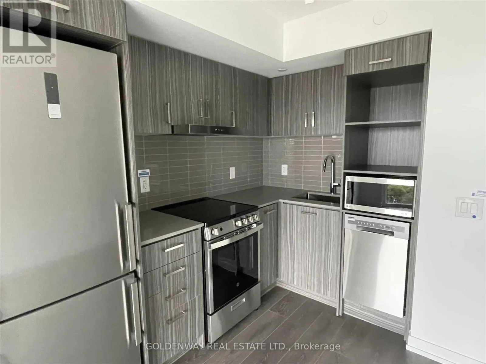 1902 - 219 DUNDAS STREET E