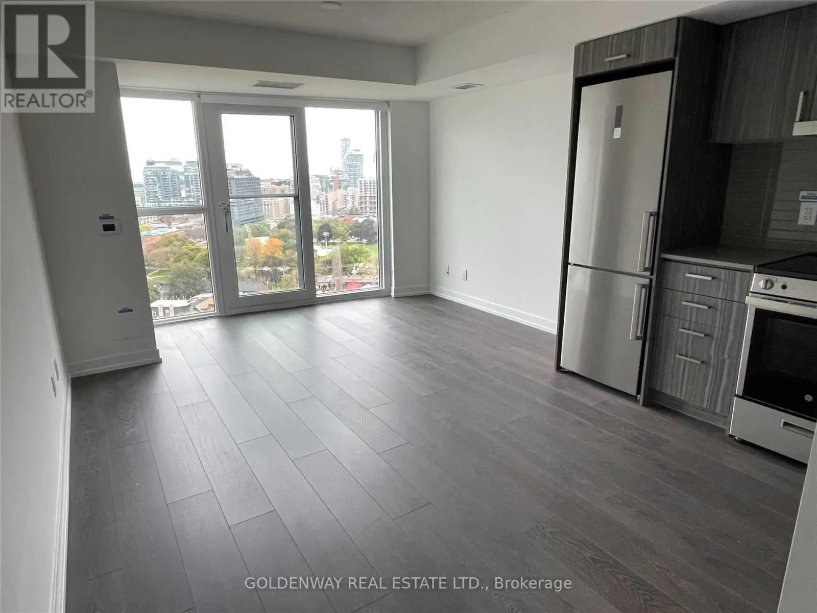 1902 - 219 DUNDAS STREET E