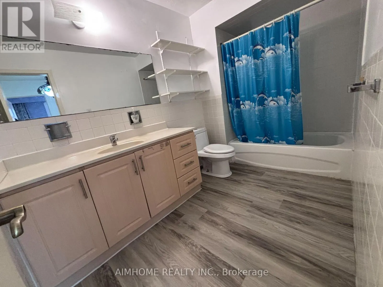 UPPER - 86 JAMES GRAY DRIVE