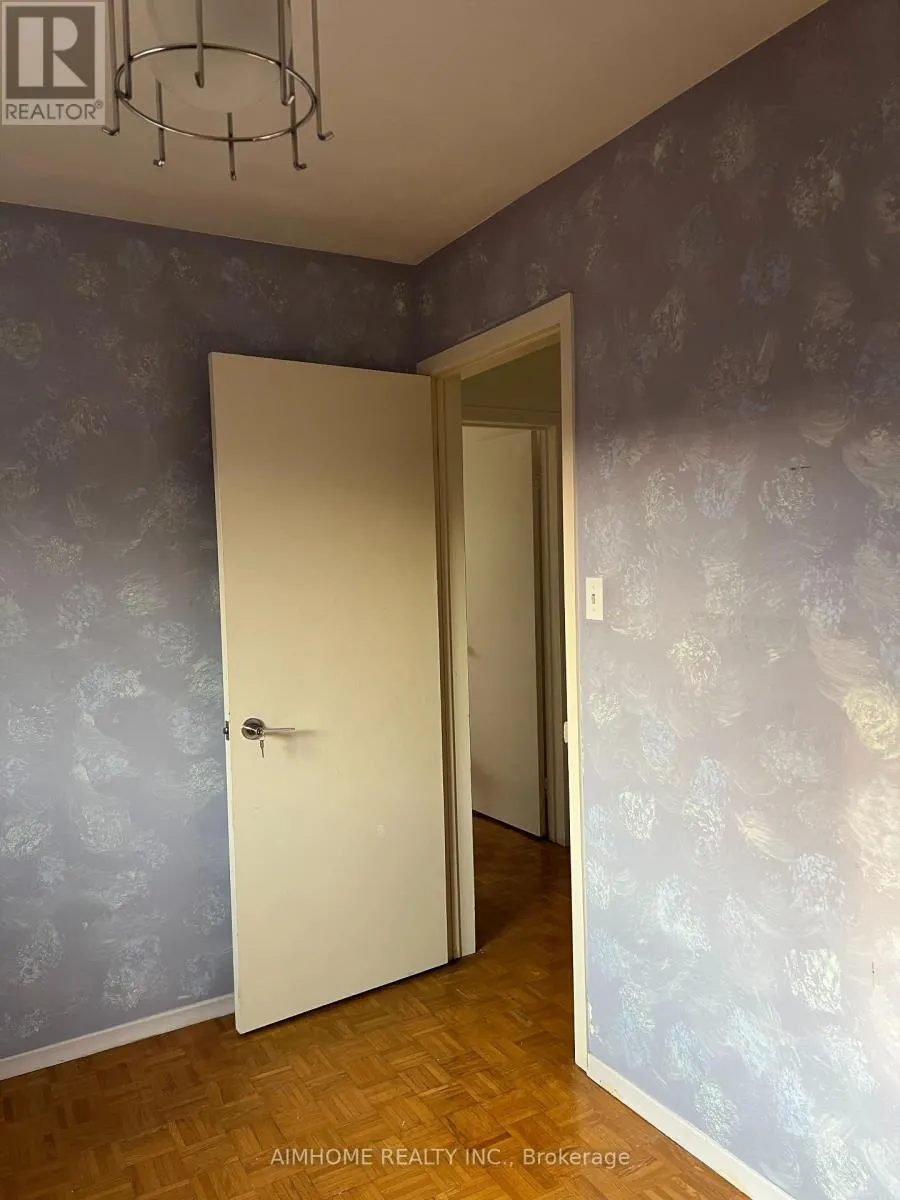 UPPER - 86 JAMES GRAY DRIVE