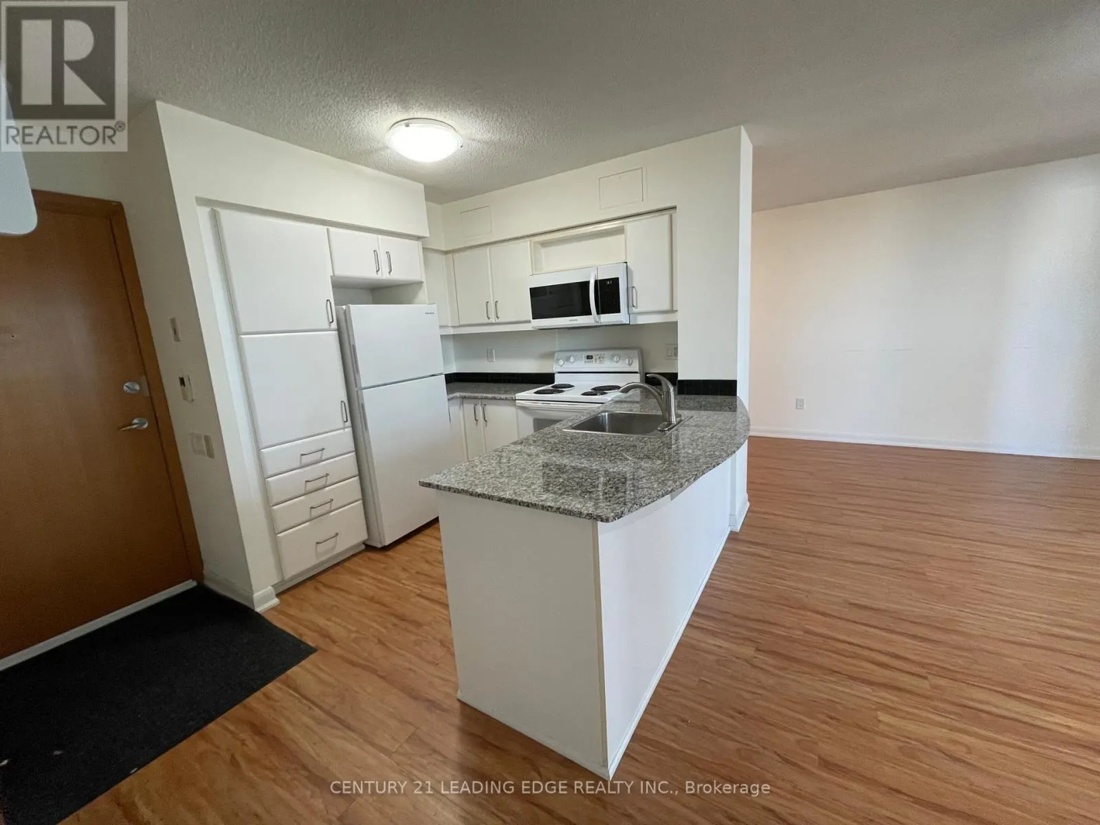 1107 - 33 SHEPPARD AVENUE E