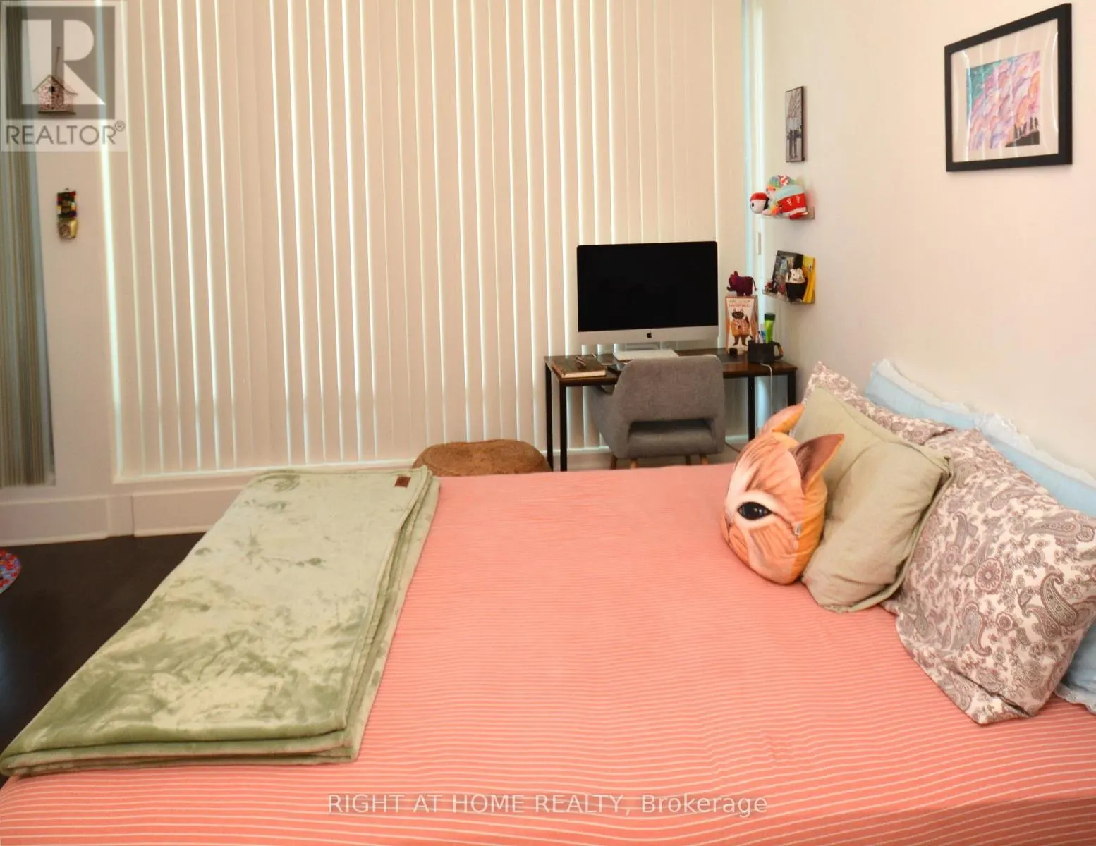 1109 - 29 QUEENS QUAY E