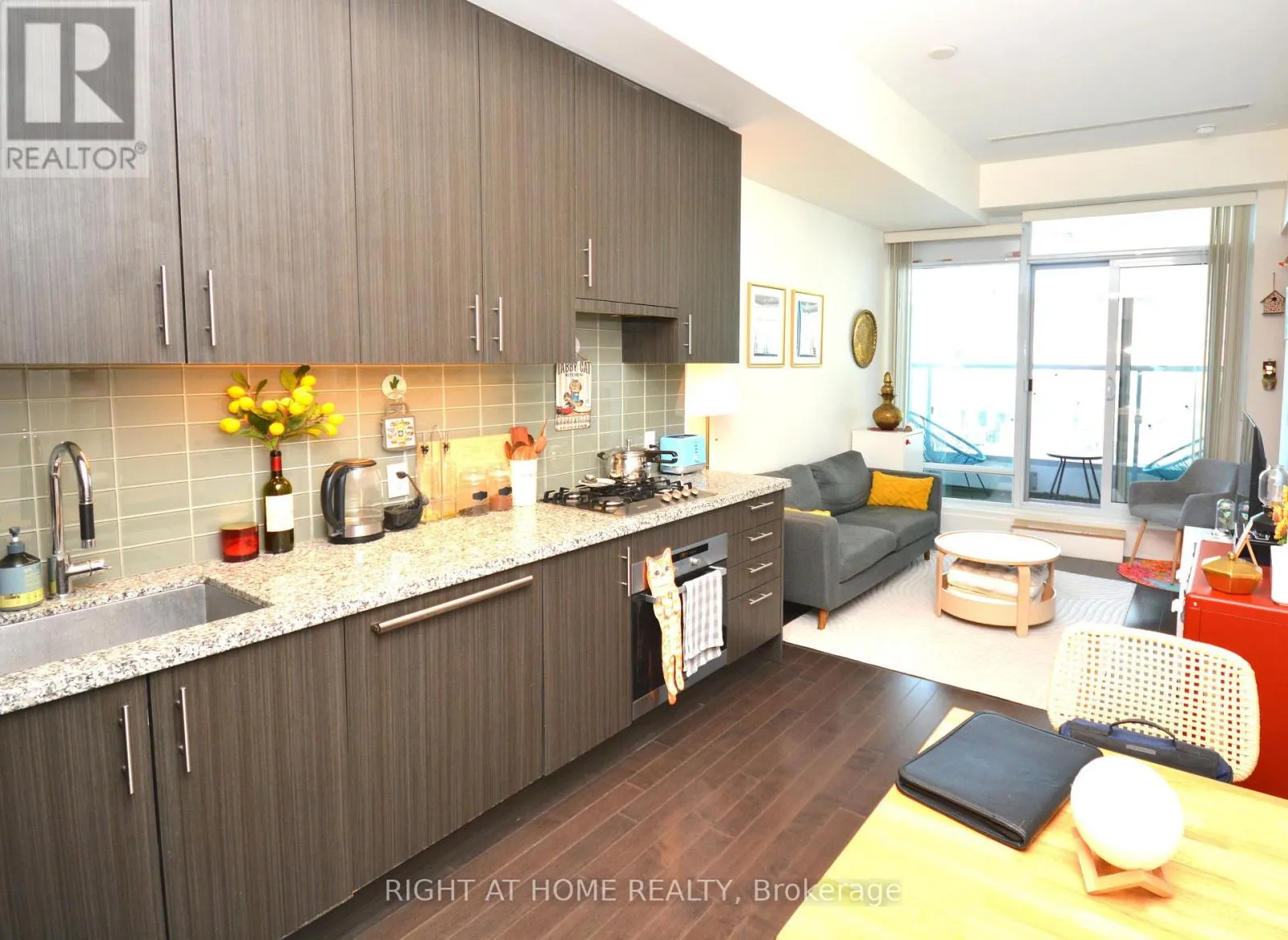 1109 - 29 QUEENS QUAY E