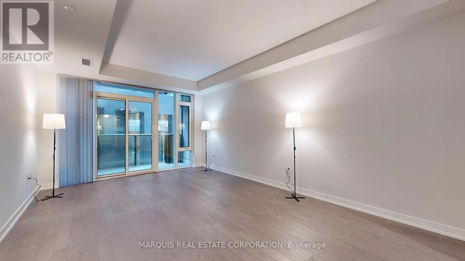 505-MAINBR - 330 RICHMOND STREET W