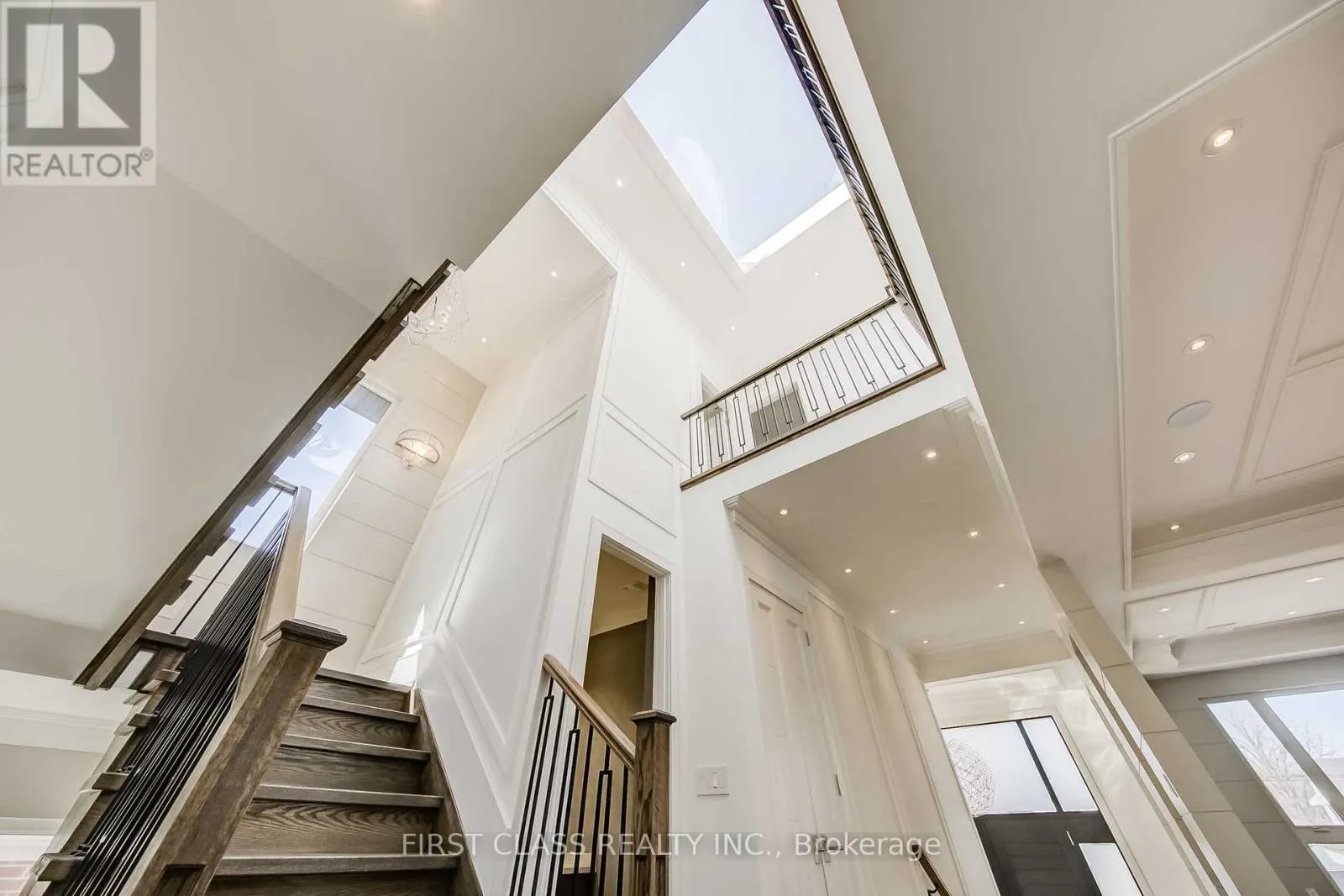 53 NORTHWOOD DRIVE