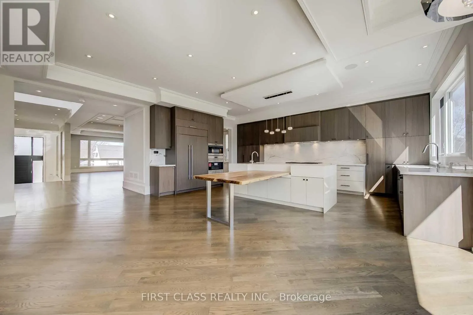 53 NORTHWOOD DRIVE