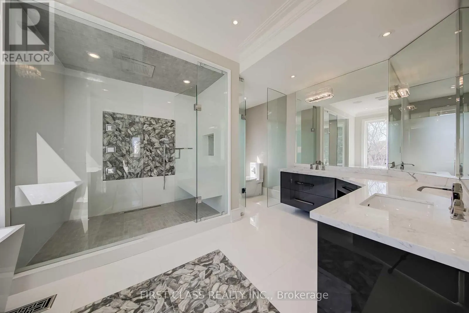 53 NORTHWOOD DRIVE