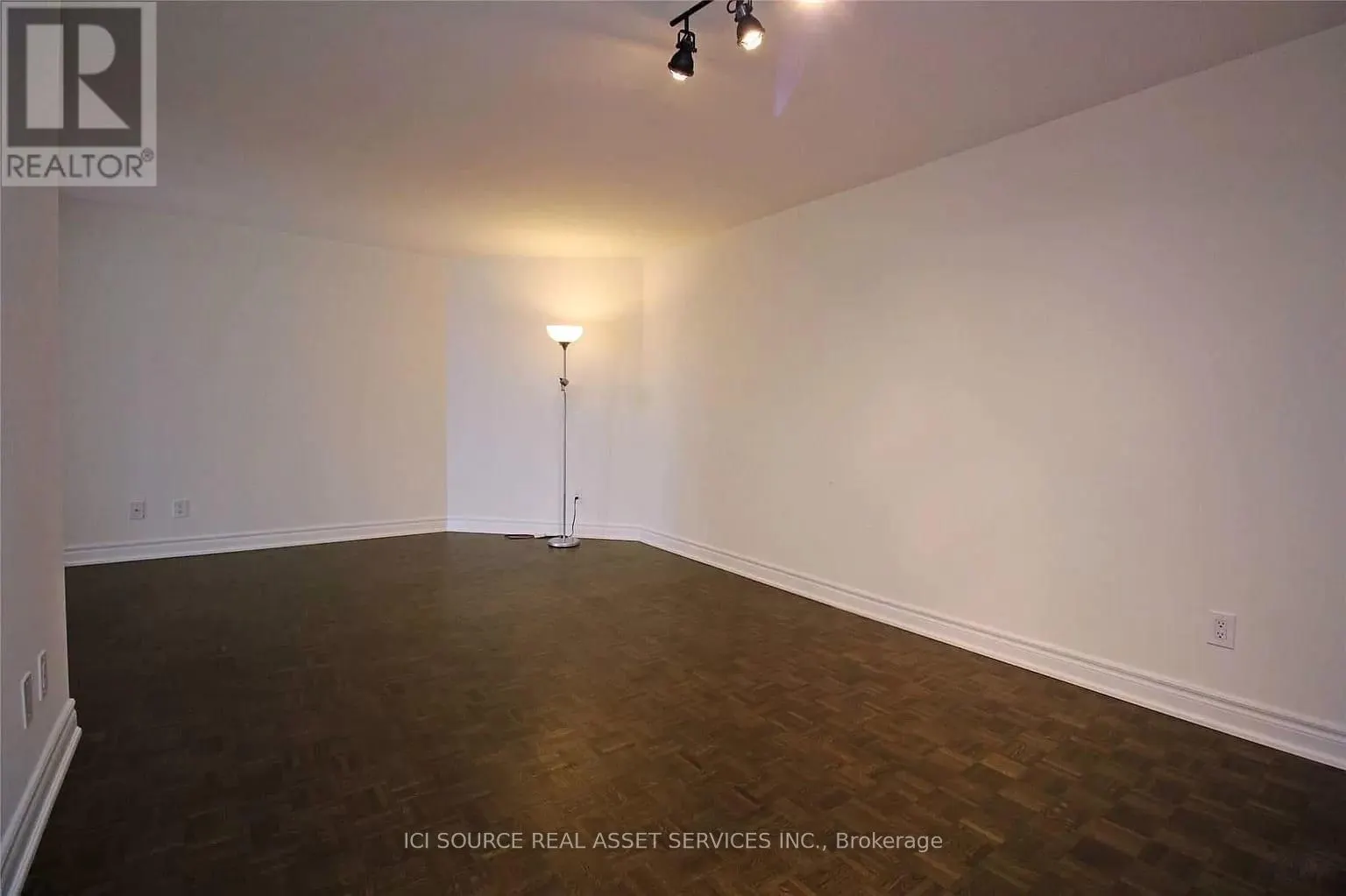 701 - 5795 YONGE STREET