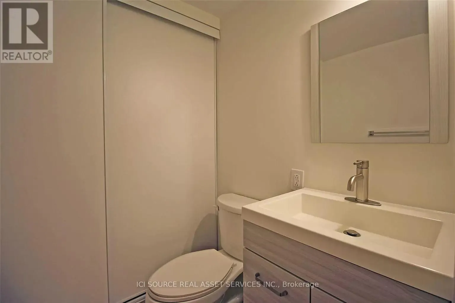 701 - 5795 YONGE STREET