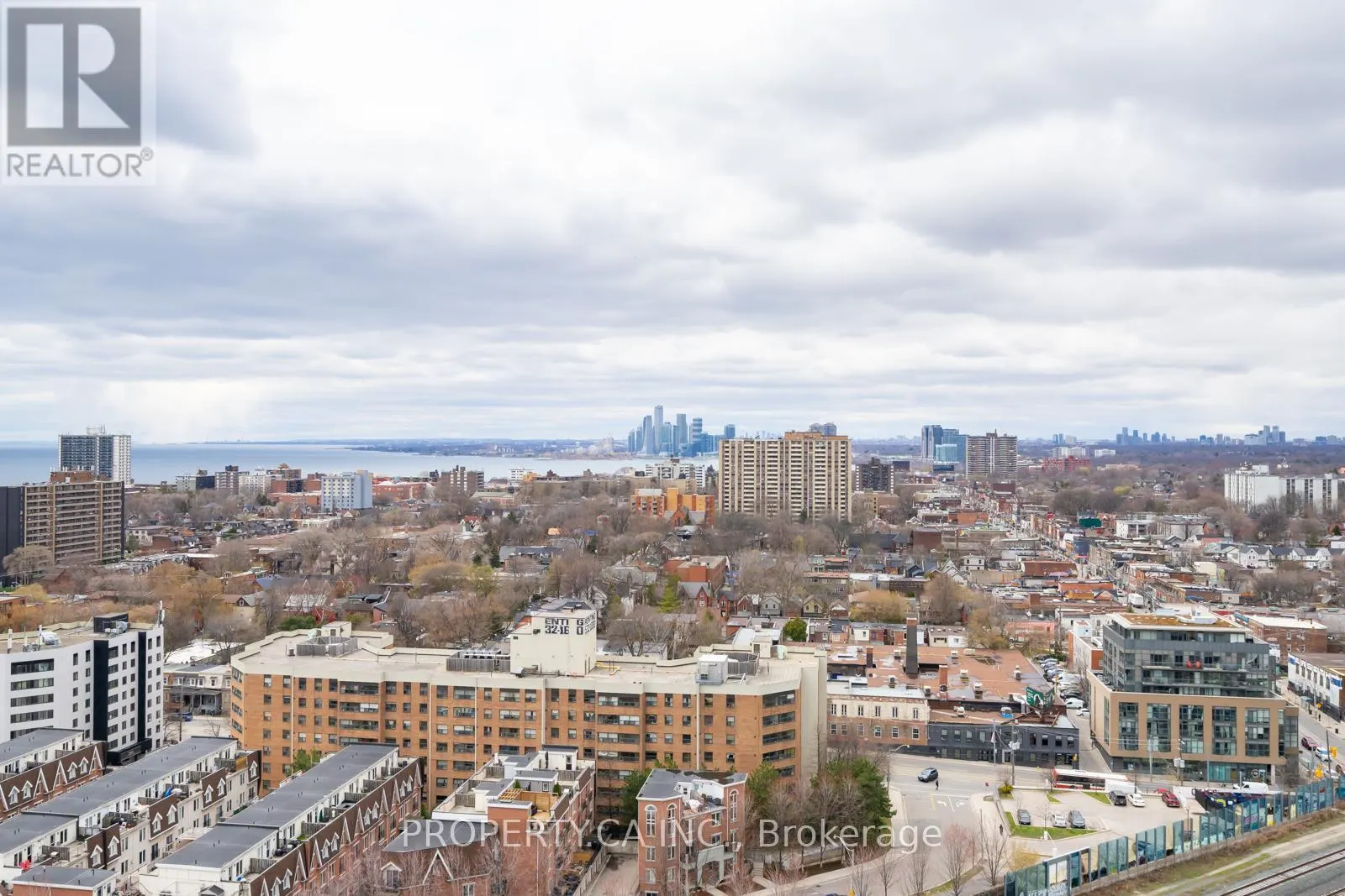 512 - 1171 QUEEN STREET W