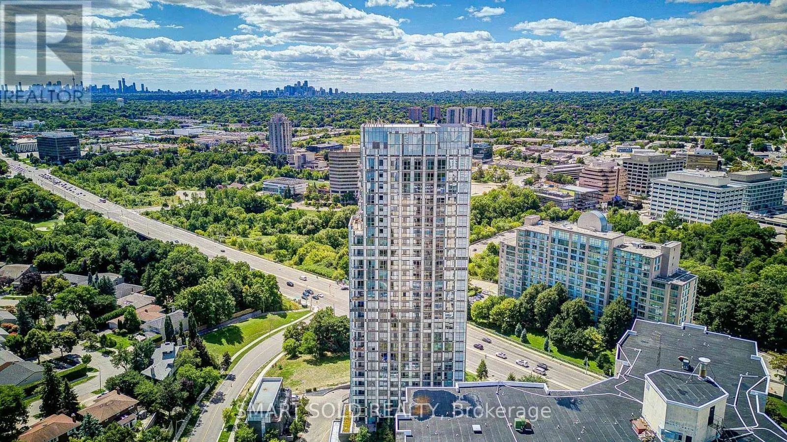 PH02 - 18 GRAYDON HALL DRIVE