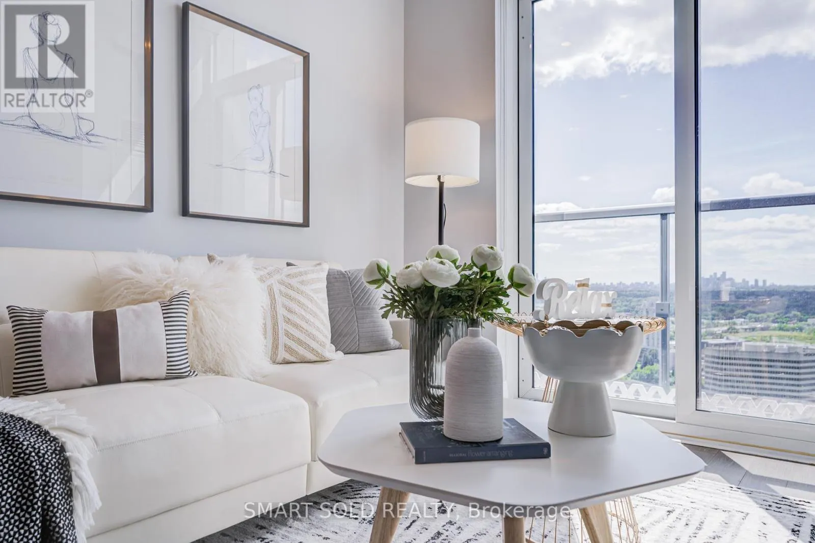 PH02 - 18 GRAYDON HALL DRIVE