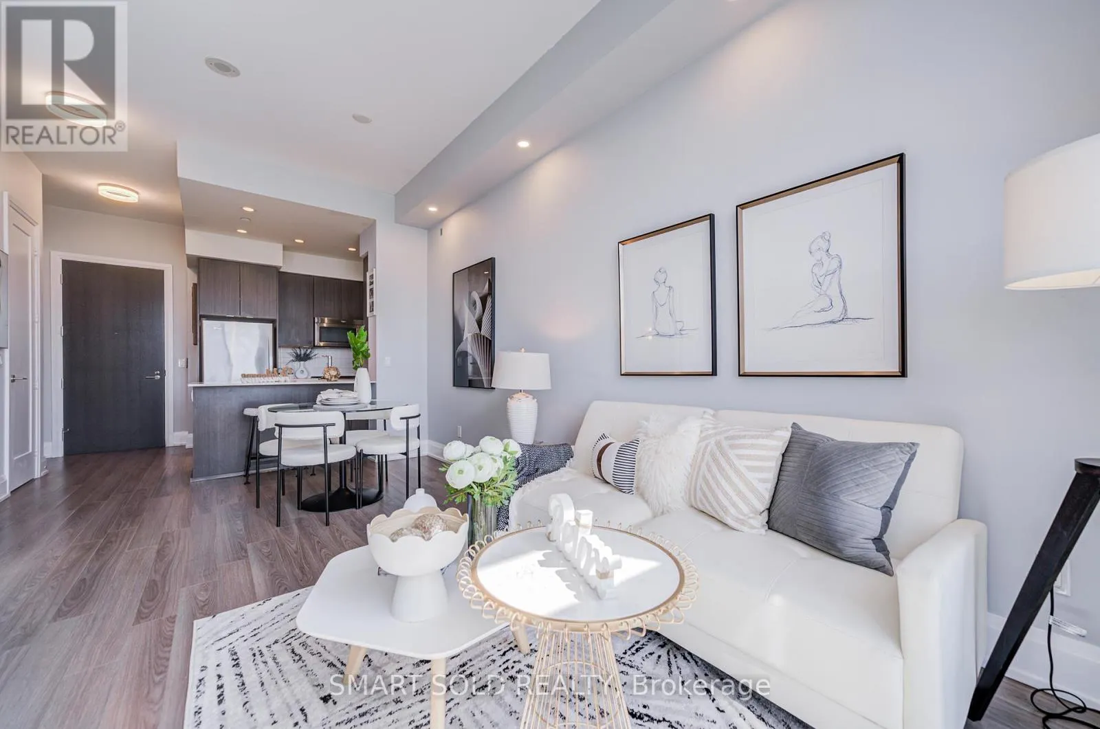 PH02 - 18 GRAYDON HALL DRIVE