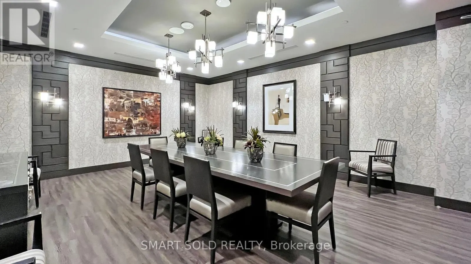 PH02 - 18 GRAYDON HALL DRIVE