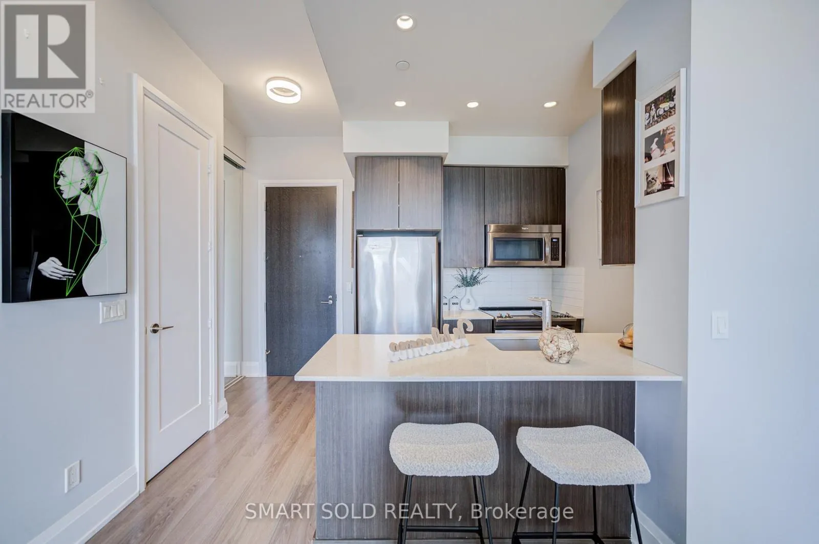 PH02 - 18 GRAYDON HALL DRIVE