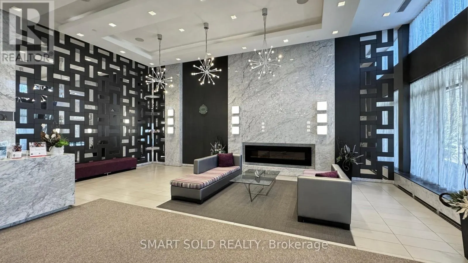 PH02 - 18 GRAYDON HALL DRIVE