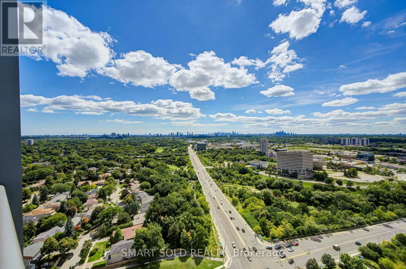 PH02 - 18 GRAYDON HALL DRIVE