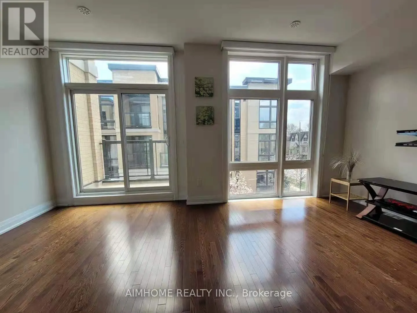 44 - 19 ELDORA AVENUE