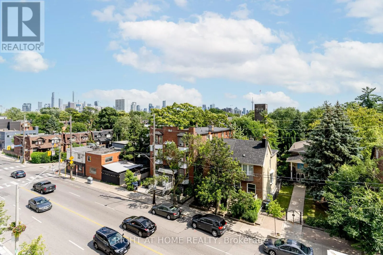 410 - 280 HOWLAND AVENUE