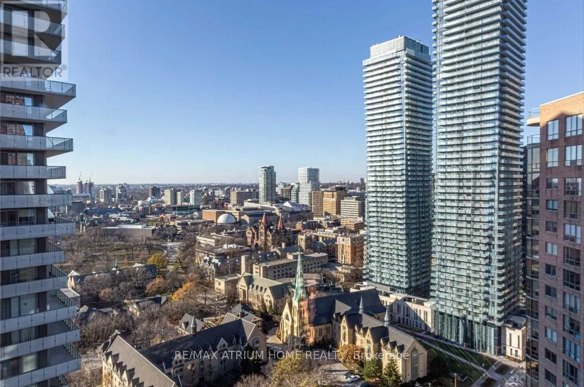 2712 - 1001 BAY STREET