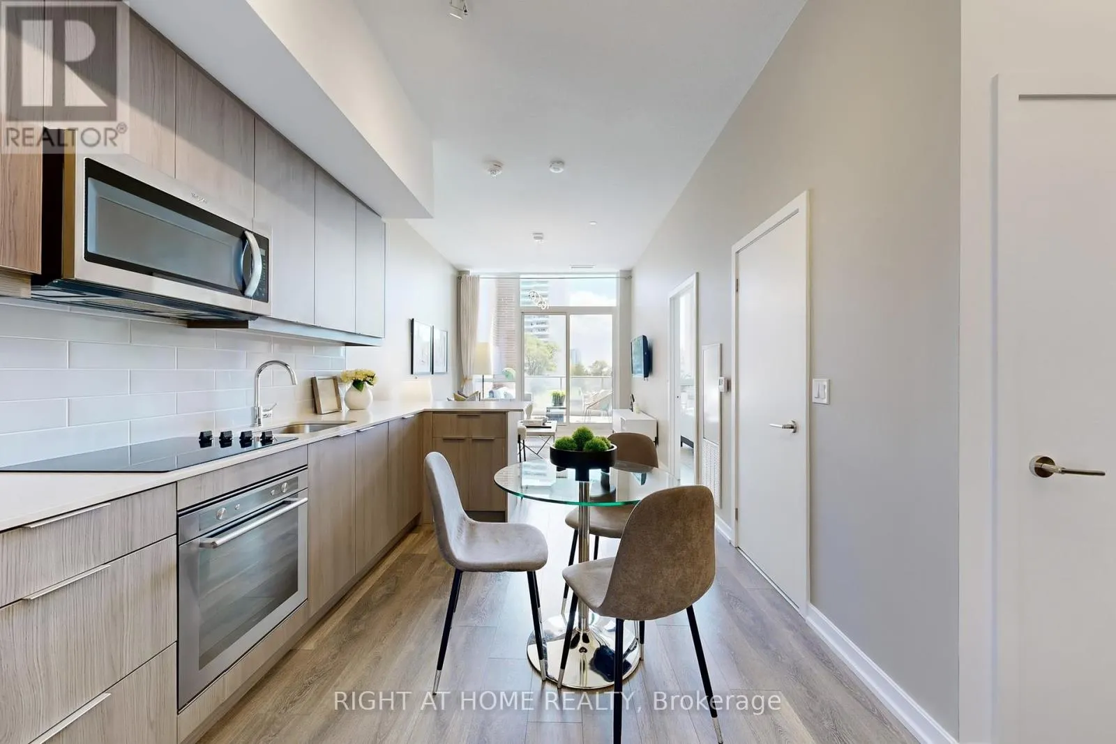 103 - 36 FOREST MANOR ROAD