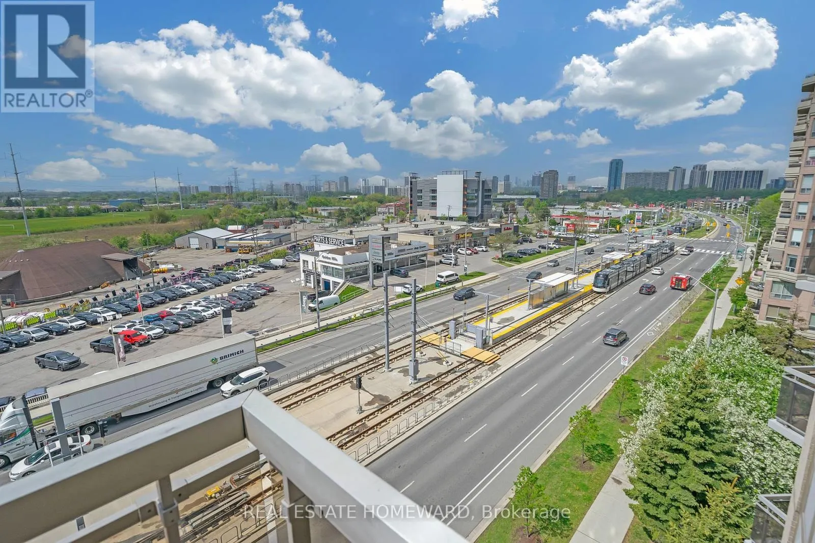 812 - 1720 EGLINTON AVENUE E