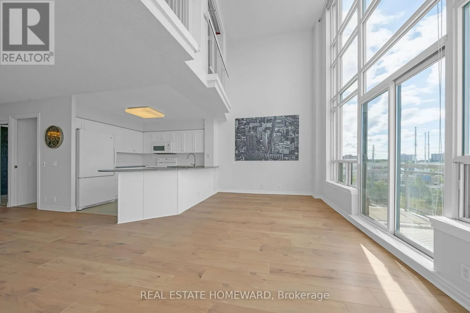 812 - 1720 EGLINTON AVENUE E